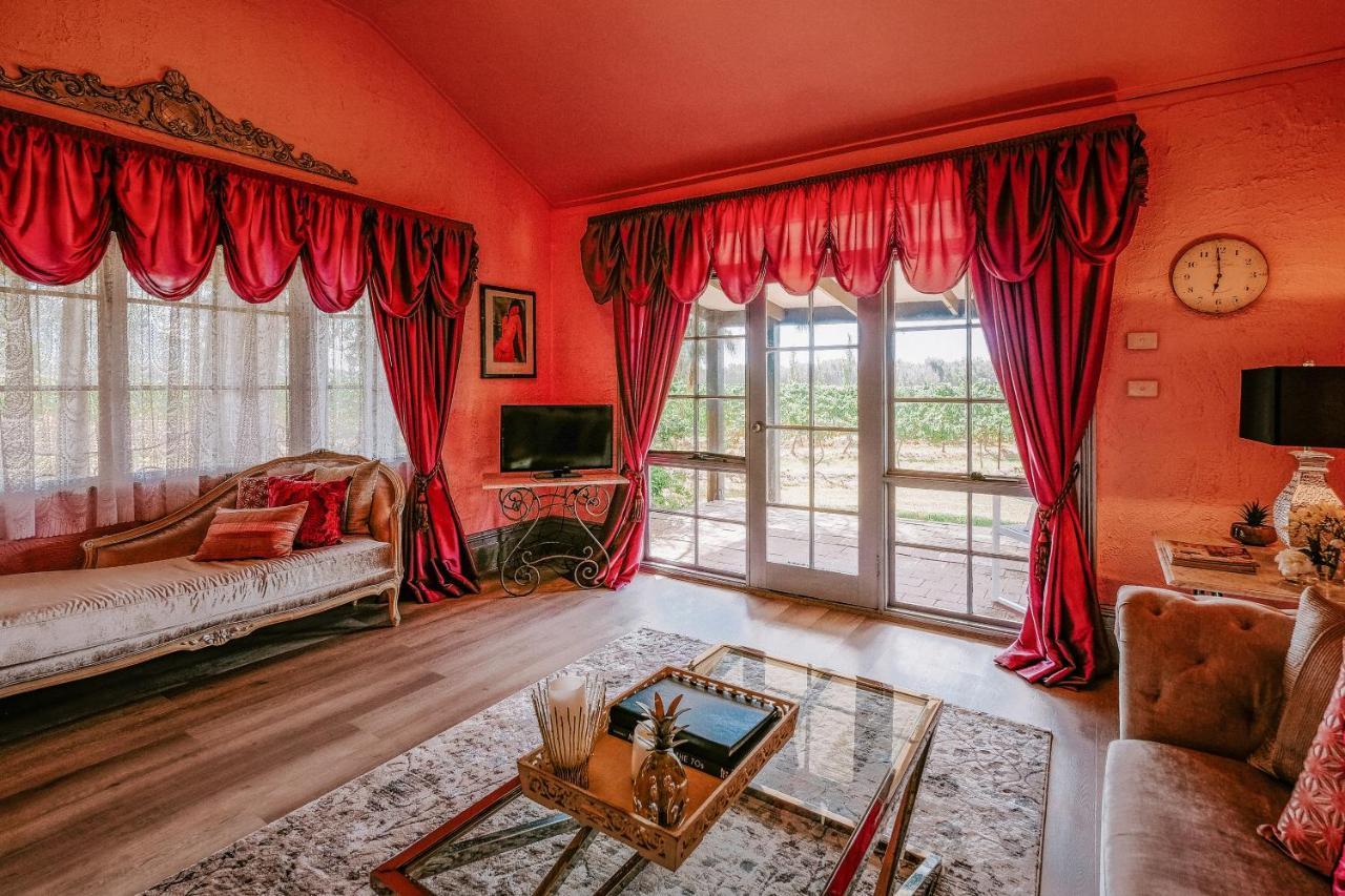 Casuarina Estate Hotel Pokolbin Luaran gambar